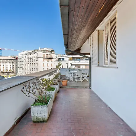 Terrace Penthouse With Duomo View מילאנו